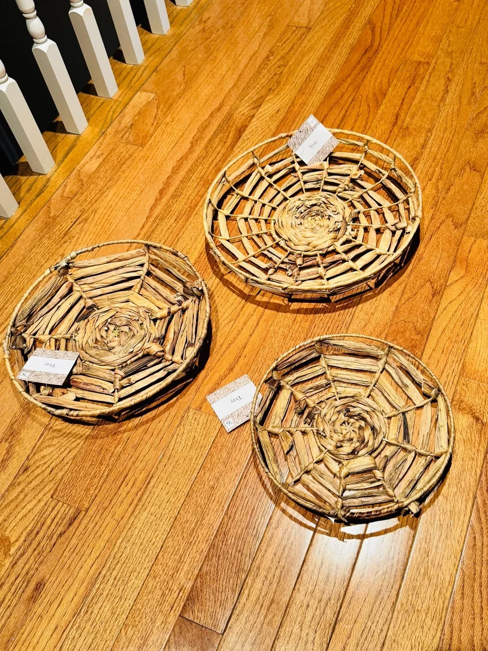 NWT Set of 3 Wicker-Rattan Trays for Tabletop or Wall